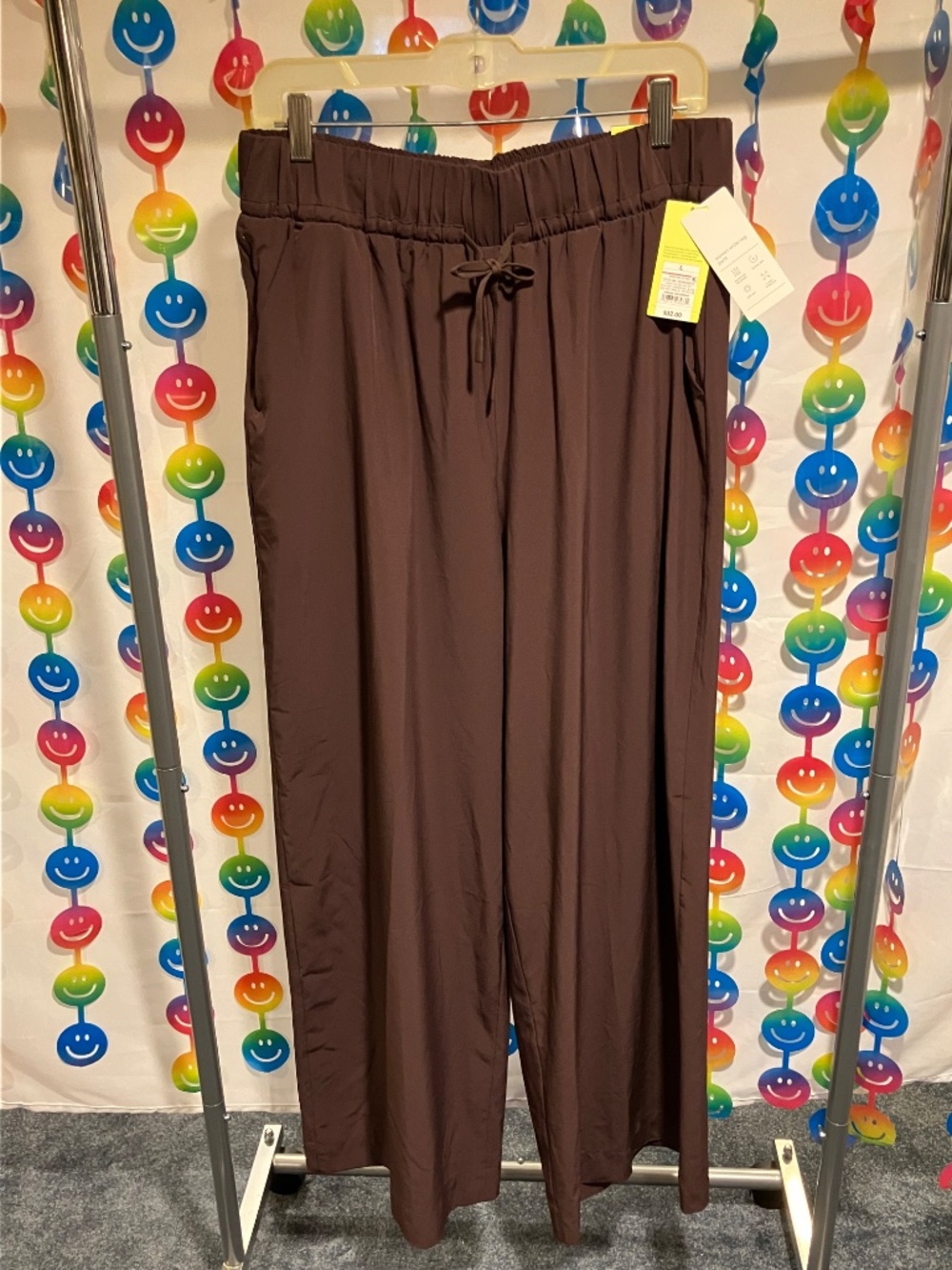 NWT All In Motion Active Light High-Rise Pocketed Wide Leg Pants (Large) - Picture 11 of 16